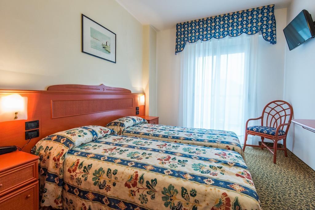 Hotel Brioni Mare Lido di Jesolo Dış mekan fotoğraf