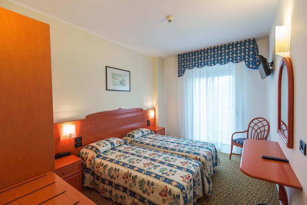 Hotel Brioni Mare Lido di Jesolo Dış mekan fotoğraf